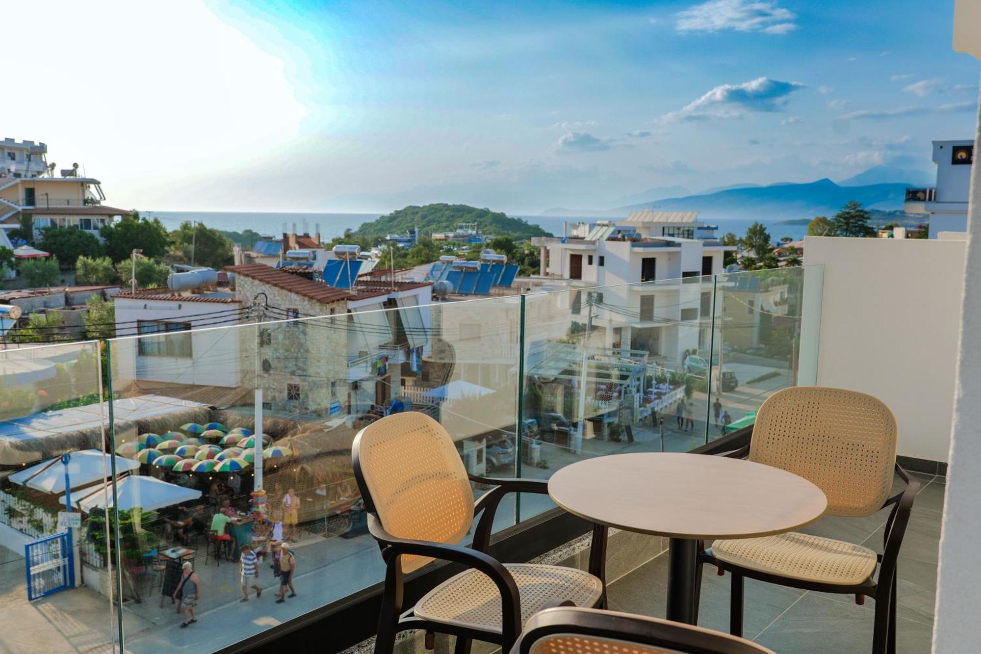 Koko Hotel Ksamil Esterno foto