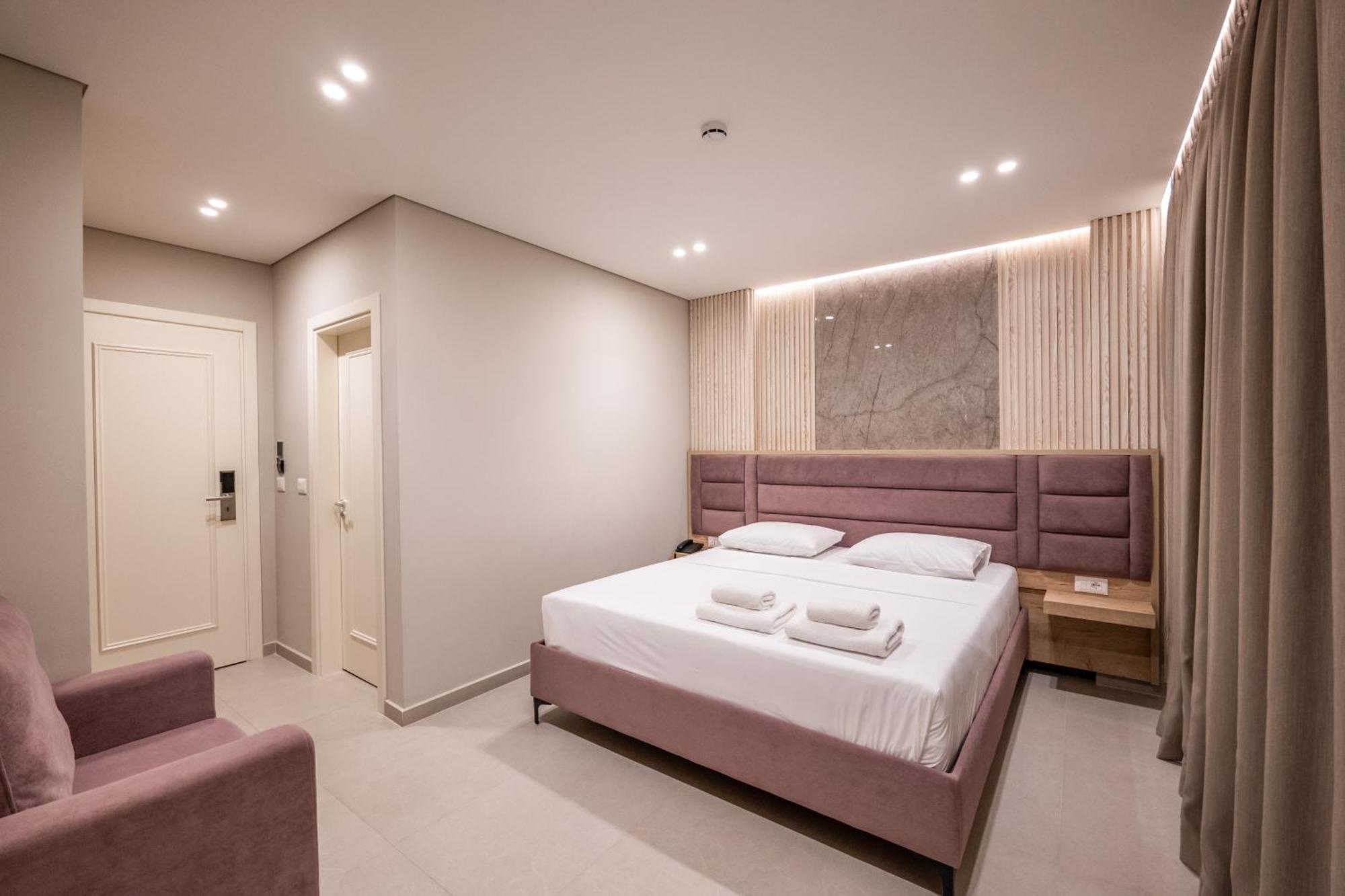 Koko Hotel Ksamil Esterno foto