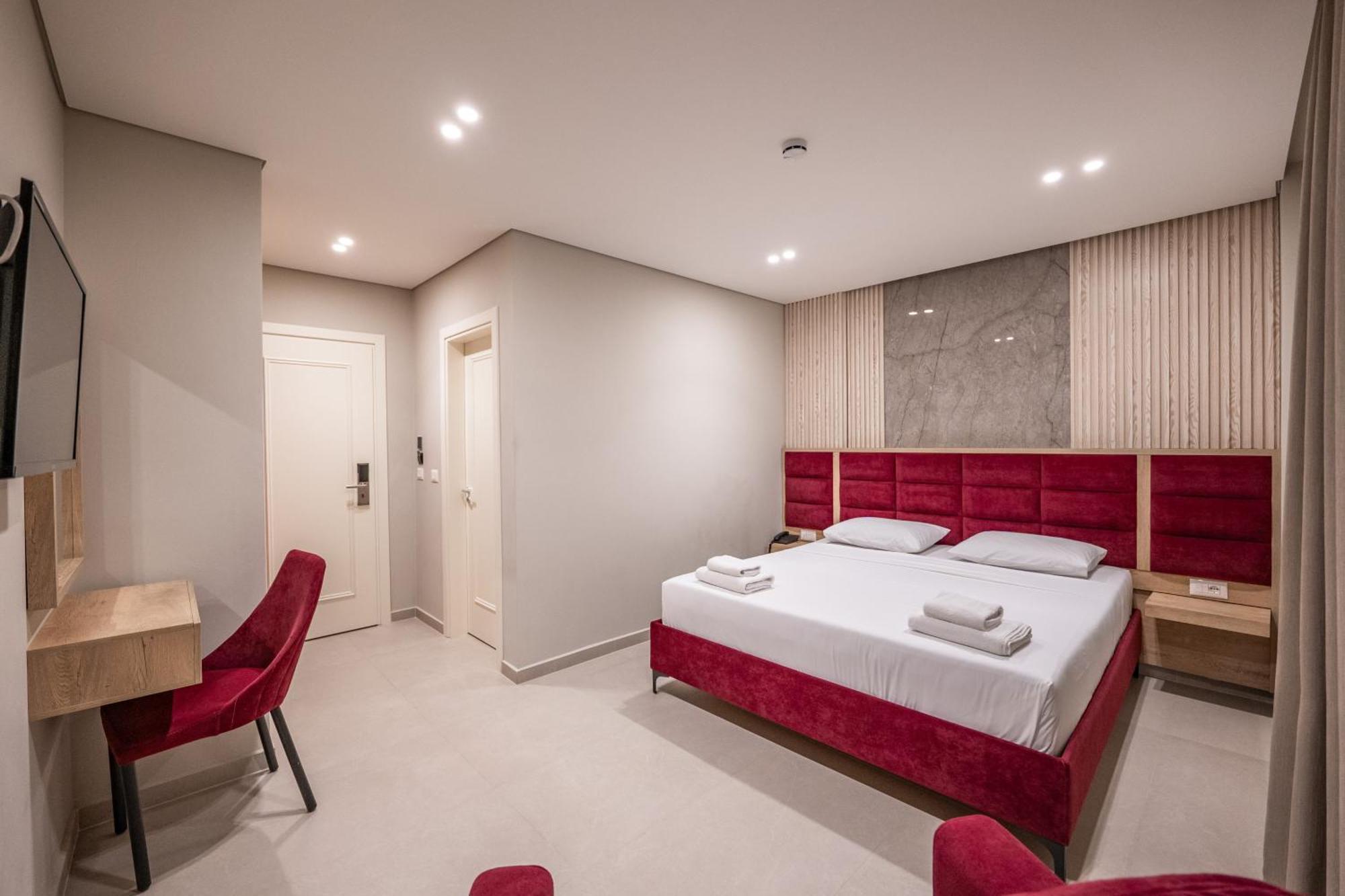Koko Hotel Ksamil Esterno foto