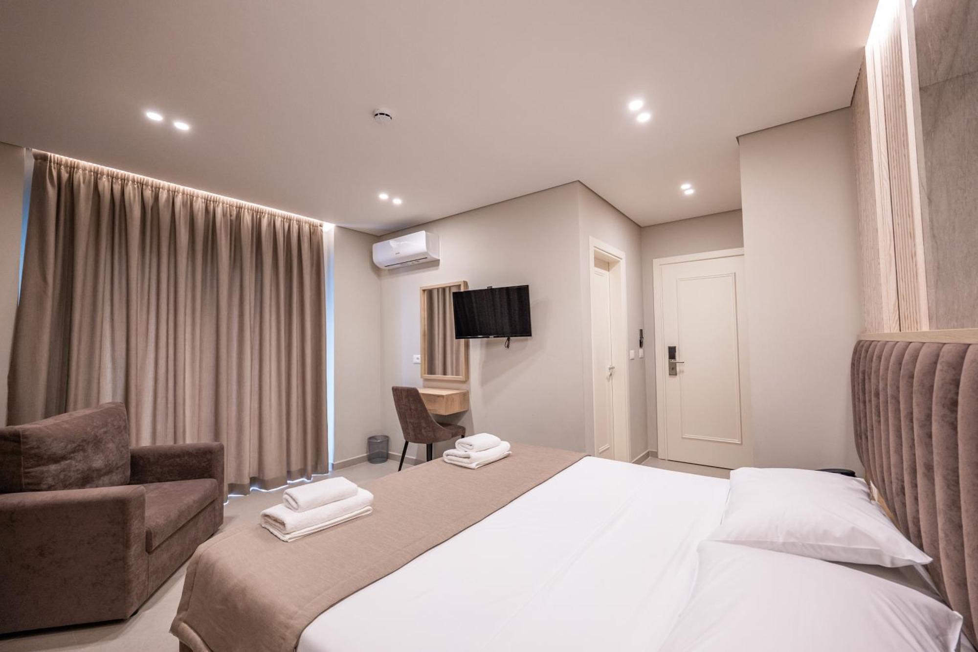 Koko Hotel Ksamil Esterno foto